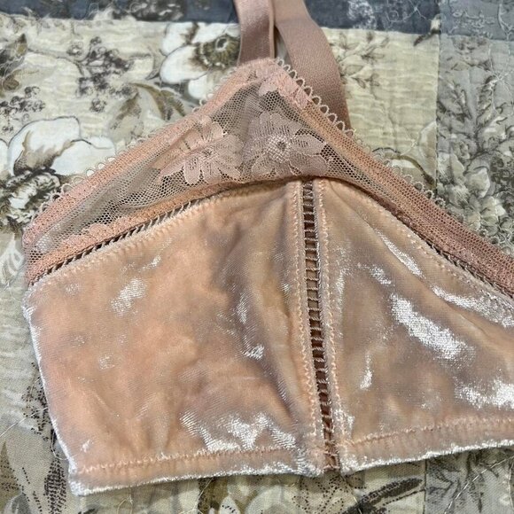 RARE Victoria's Secret Barbie Crushed Velvet Mesh Lace Unlined Wirefree Bra - Picture 7 of 16